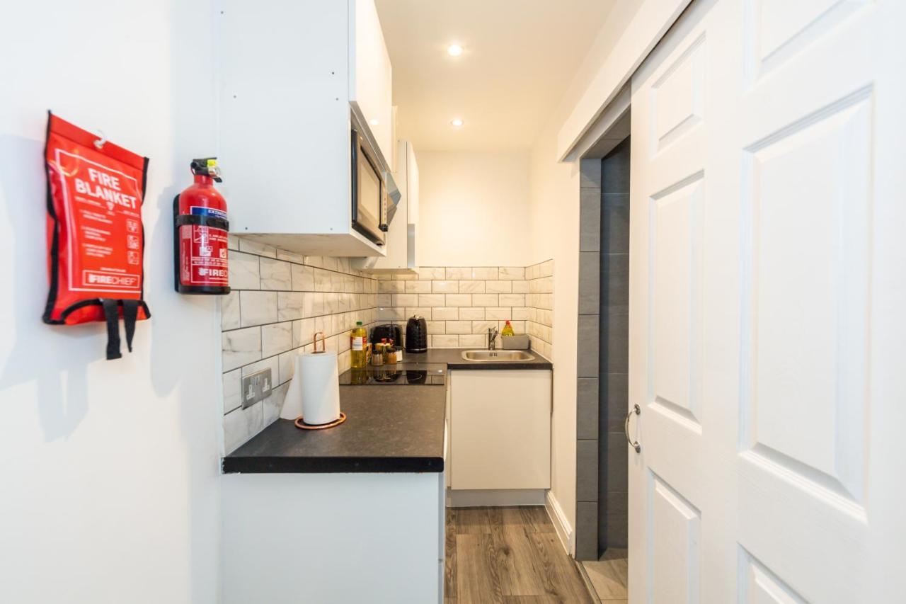 Five Seasons Liverpool City - Modern Studios Near Anfield Экстерьер фото