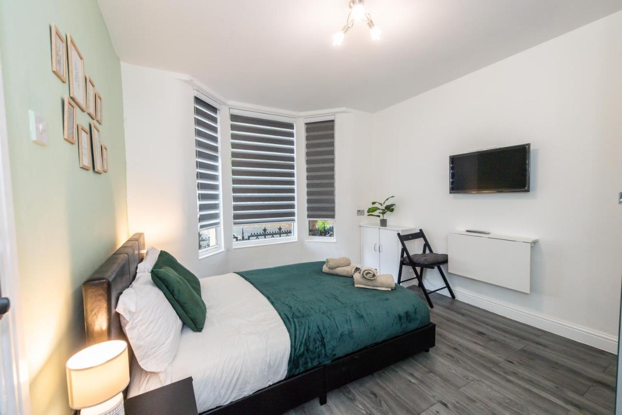 Five Seasons Liverpool City - Modern Studios Near Anfield Экстерьер фото