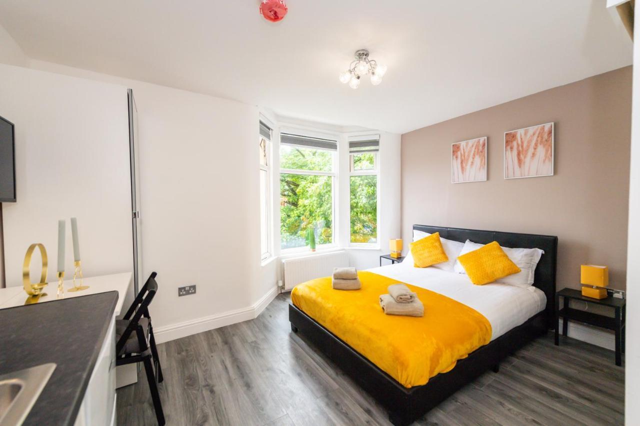 Five Seasons Liverpool City - Modern Studios Near Anfield Экстерьер фото