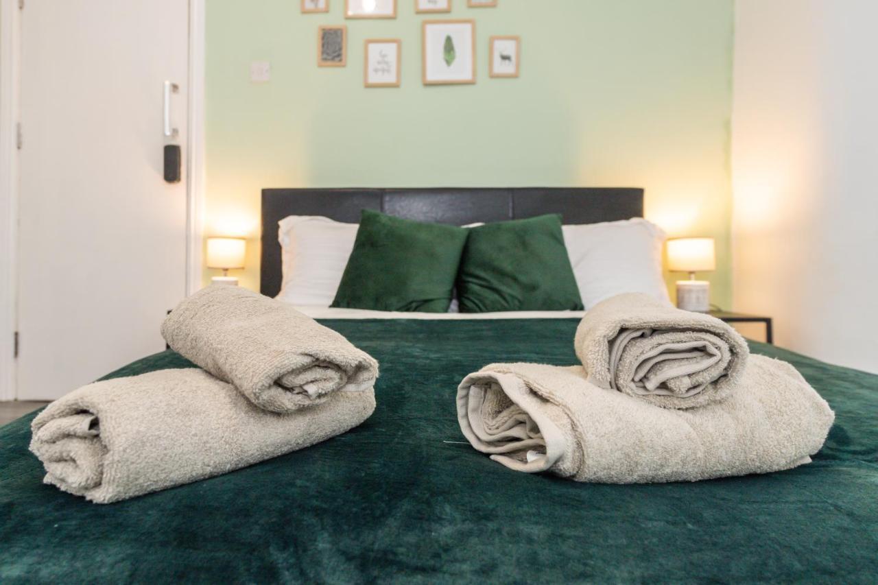 Five Seasons Liverpool City - Modern Studios Near Anfield Экстерьер фото
