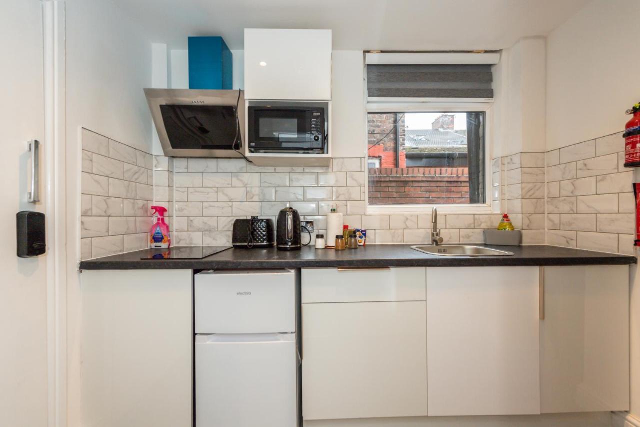 Five Seasons Liverpool City - Modern Studios Near Anfield Экстерьер фото