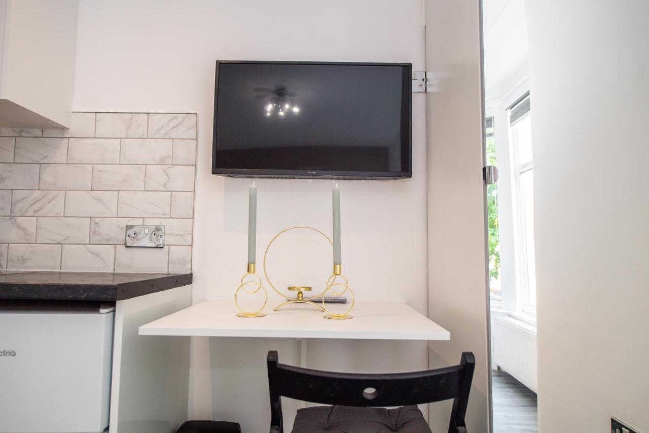 Five Seasons Liverpool City - Modern Studios Near Anfield Экстерьер фото